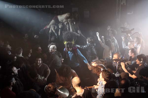 MONOTONIX - 2009-12-08 - PARIS - Point Ephemere - 